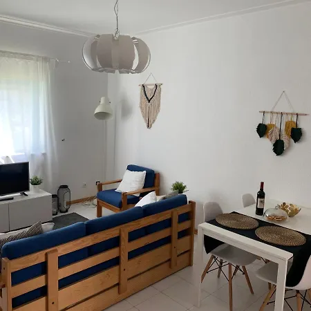 Lovely And Cozy Quiaios 1 Bed * Praia de Quiaos