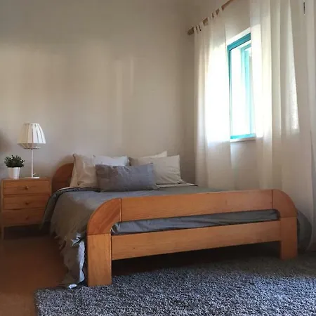 Apartment Lovely And Cozy Quiaios 1 Bed